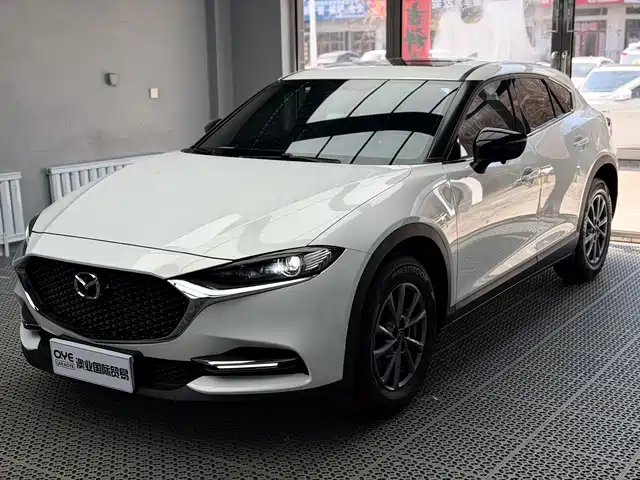 Mazda Mazda CX-4 2022