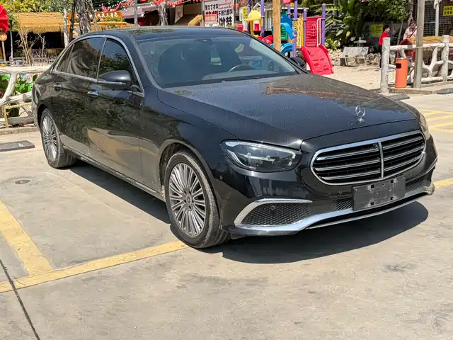 Mercedes-Benz Mercedes-Benz E-Class 2020