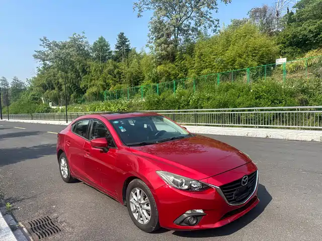 Mazda Mazda3 Axela 2015