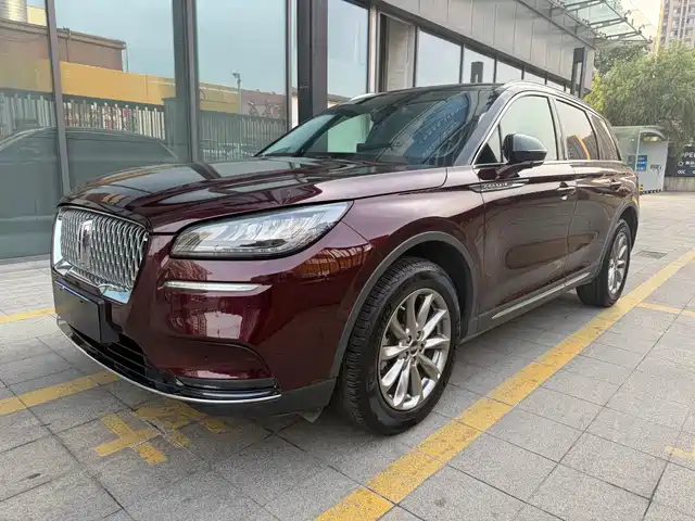 Lincoln Adventurer 2020
