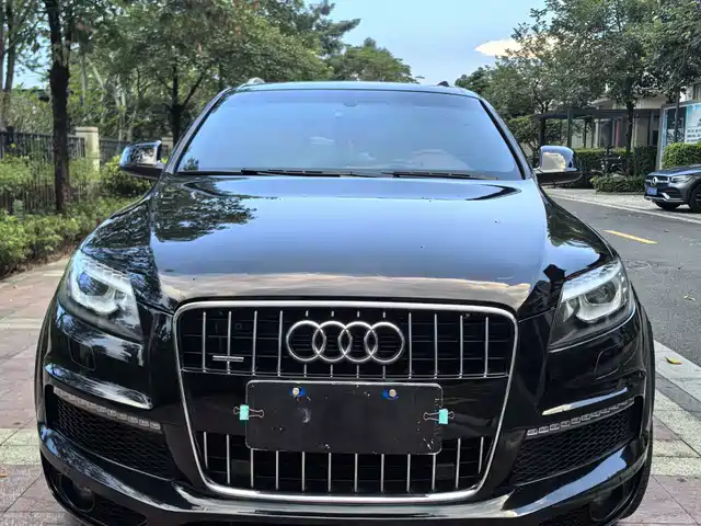 Audi Audi Q7 2015