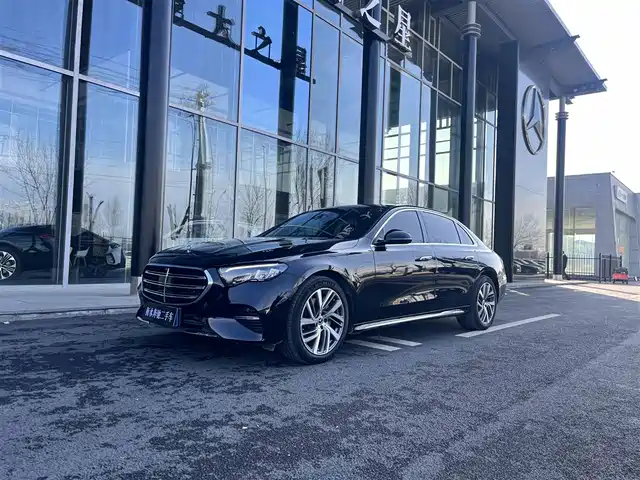 Mercedes-Benz Mercedes-Benz E-Class 2023