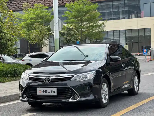 Toyota Camry 2016