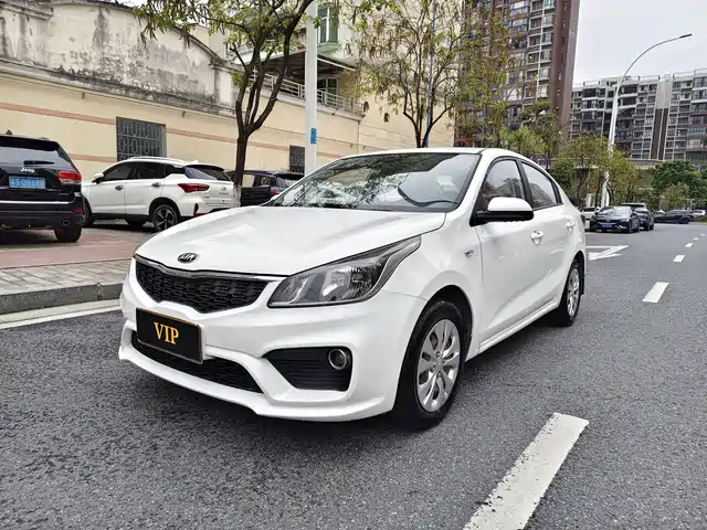 Kia Kia K2 2016