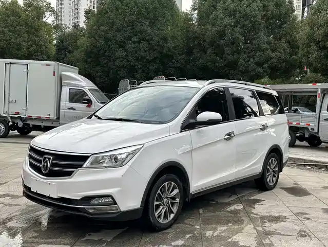 Baojun Baojun 730 2019