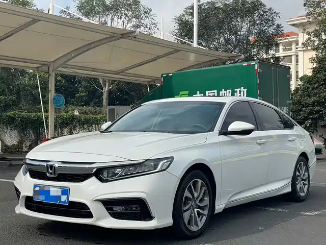 Honda Inspire 2018