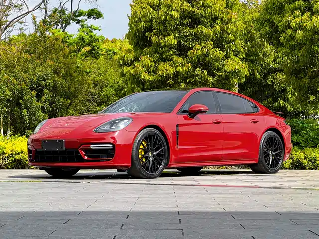 Porsche Panamera 2020