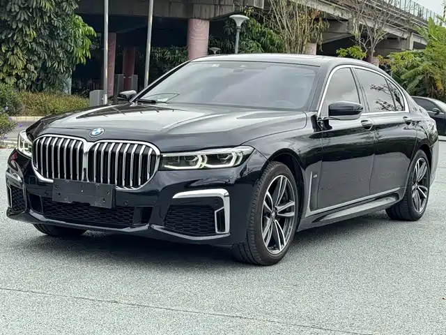 BMW BMW 7 Series 2021