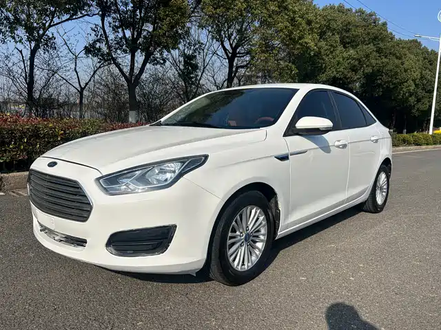 Ford Ford Escort 2018