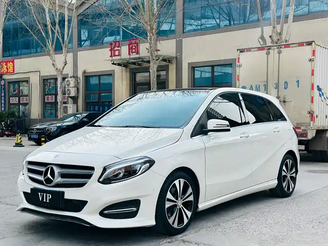 Mercedes-Benz Mercedes-Benz B-Class 2015