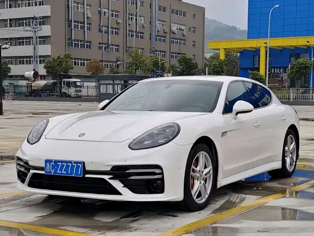 Porsche Panamera 2010