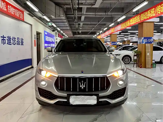 Maserati Levante 2016