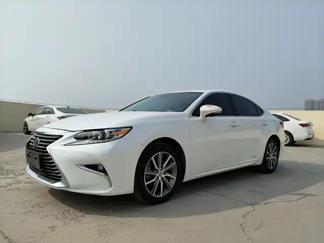 Lexus Lexus ES 2016