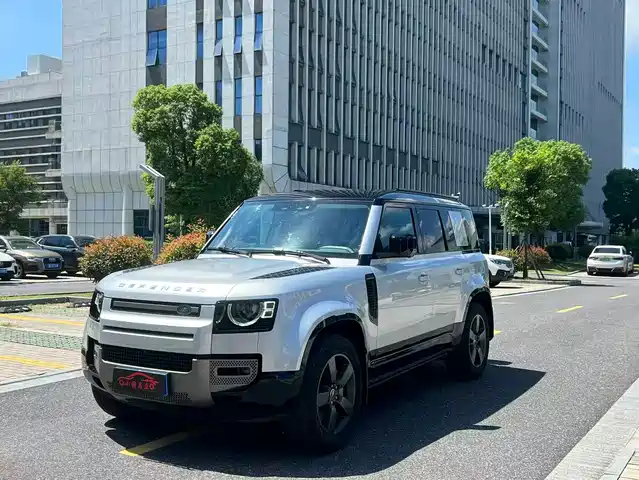 Land Rover Land Rover Defender 2021