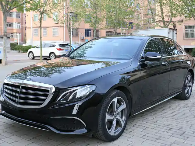 Mercedes-Benz Mercedes-Benz E-Class 2019