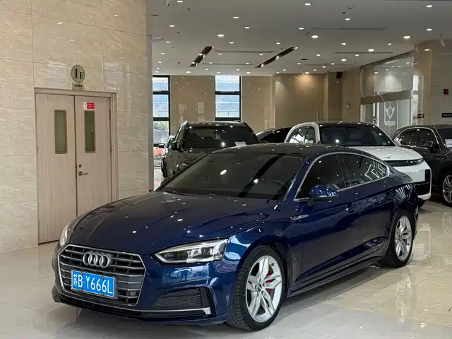 Audi Audi A5 (Import) 2018
