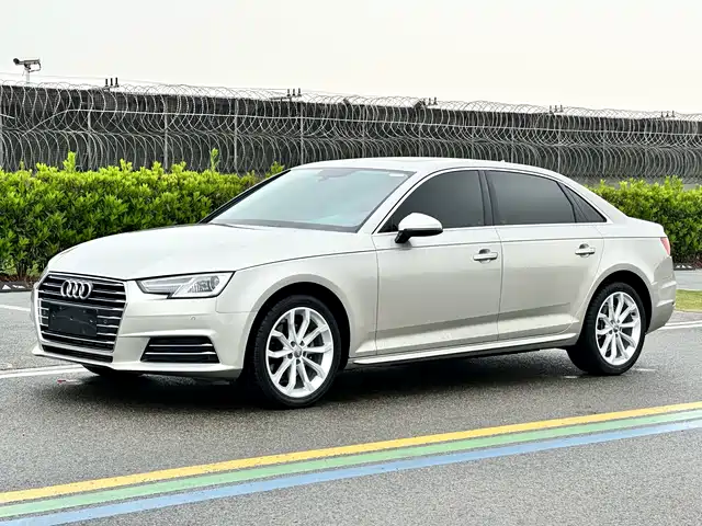 Audi Audi A4L 2017