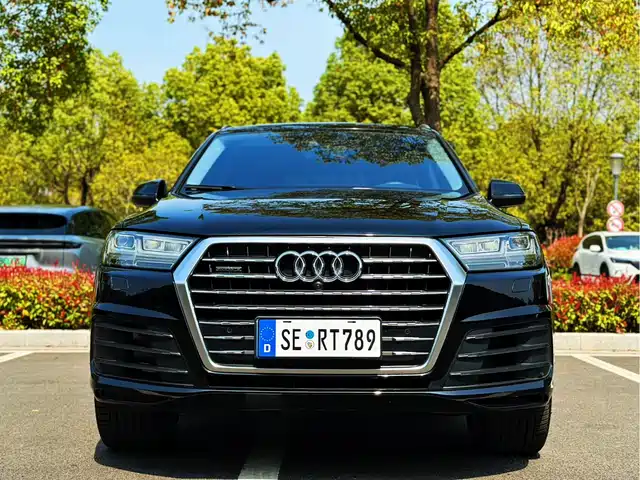 Audi Audi Q7 2015