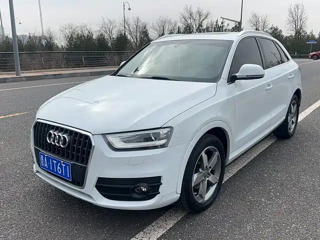 Audi Audi Q3 2014