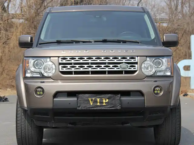Land Rover Discovery 2012