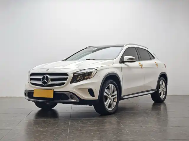 Mercedes-Benz Mercedes-Benz GLA
