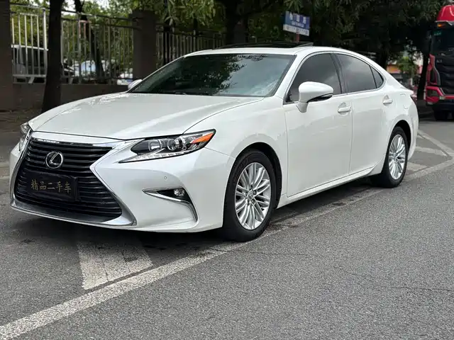 Lexus Lexus ES 2017