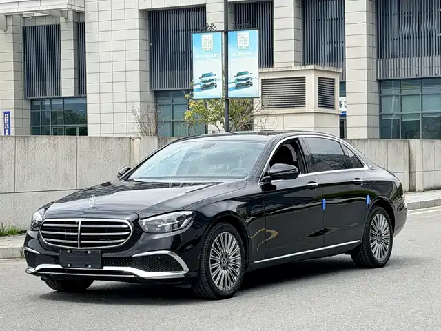 Mercedes-Benz Mercedes-Benz E-Class 2023
