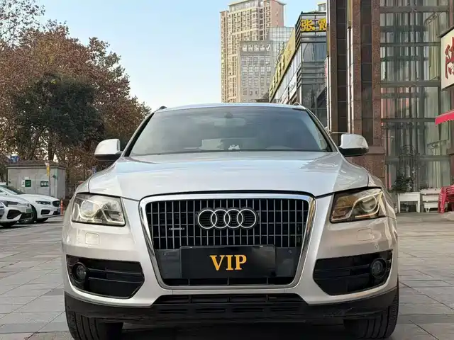 Audi Audi Q5 2010