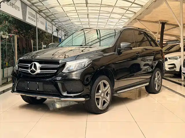 Mercedes-Benz Mercedes-Benz GLE 2016