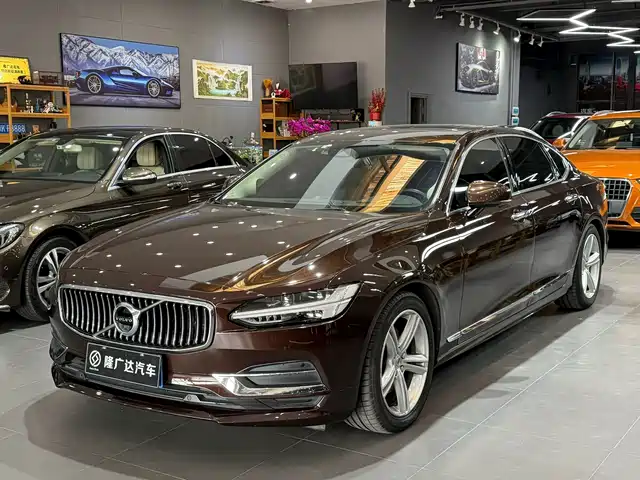 Volvo Volvo S90 2019