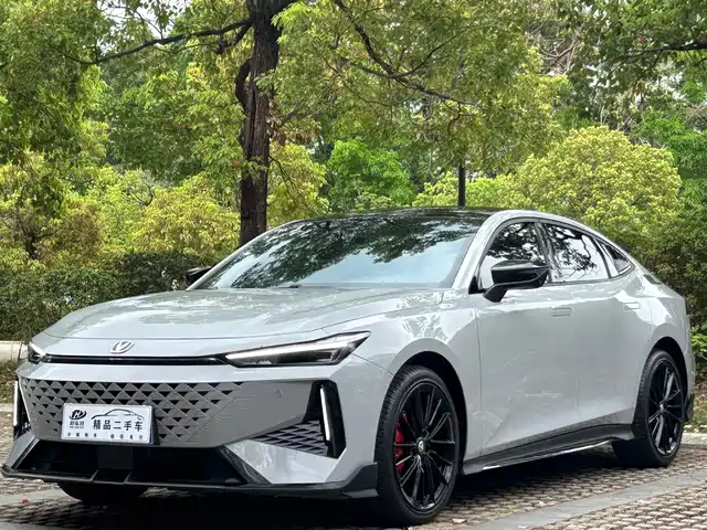 Changan Changan UNI-V 2025
