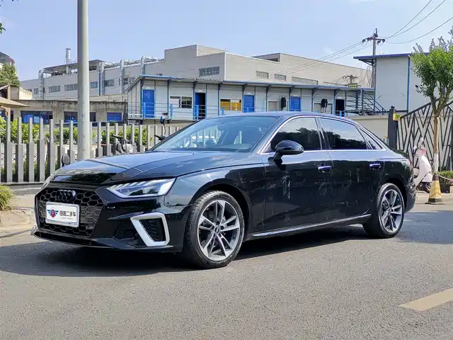 Audi Audi A4L 2022