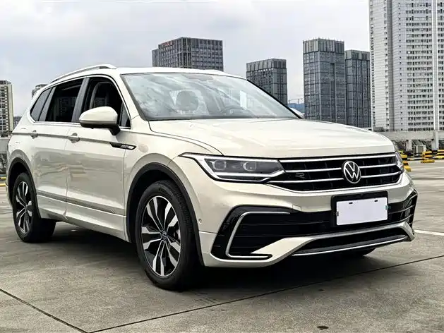 Volkswagen Tiguan L 2022