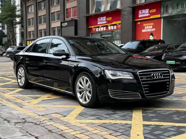 Audi Audi A8 2012