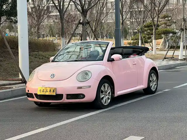 Volkswagen Beetle 2011