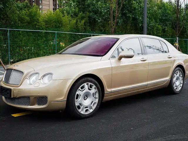 Bentley Flying Spur 2013