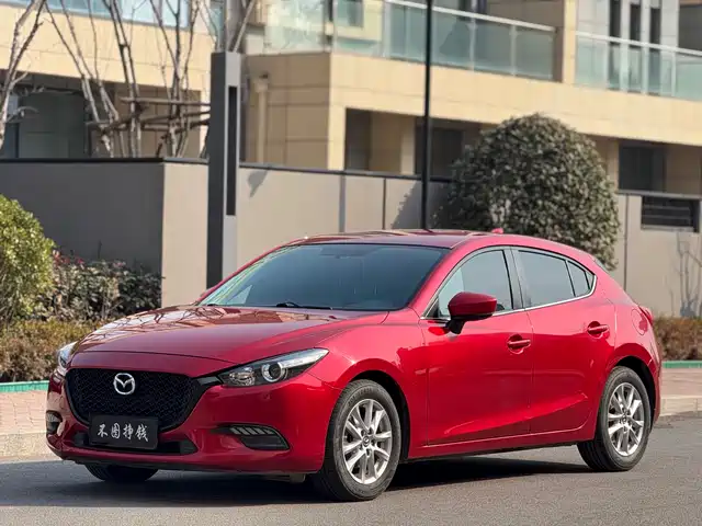 Mazda Mazda3 Axela 2018