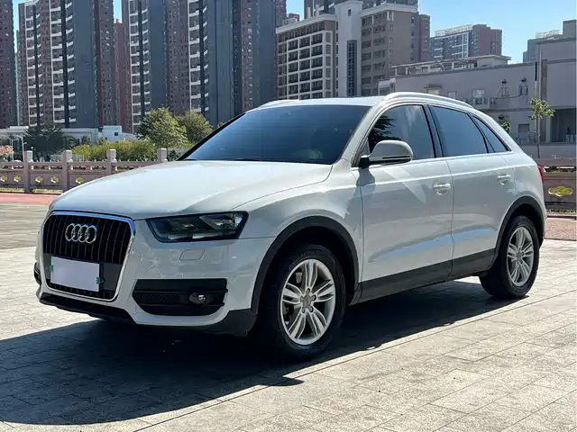 Audi Audi Q3 2015
