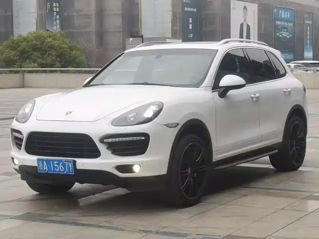 Porsche Cayenne 2014