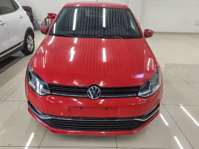 Volkswagen Polo 2015