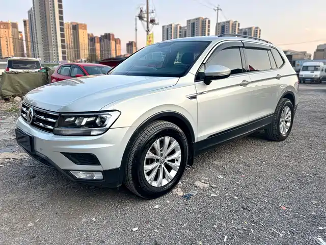Volkswagen Tiguan L 2017