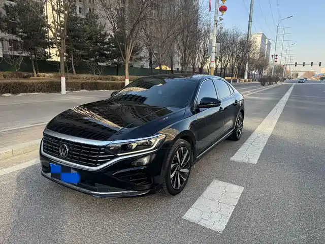 Volkswagen Passat 2023