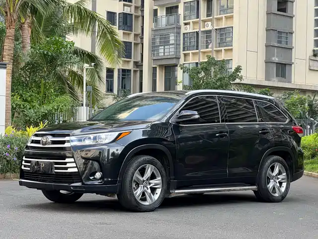 Toyota Highlander 2020