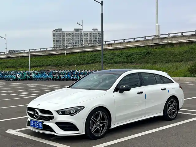 Mercedes-Benz Mercedes-Benz CLA (Import)