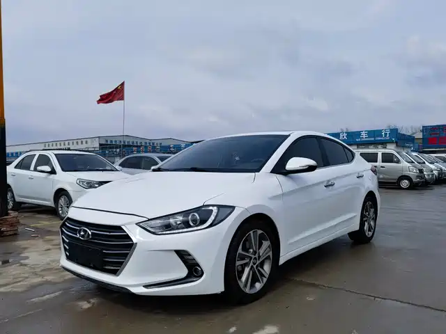 Hyundai Elantra 2019