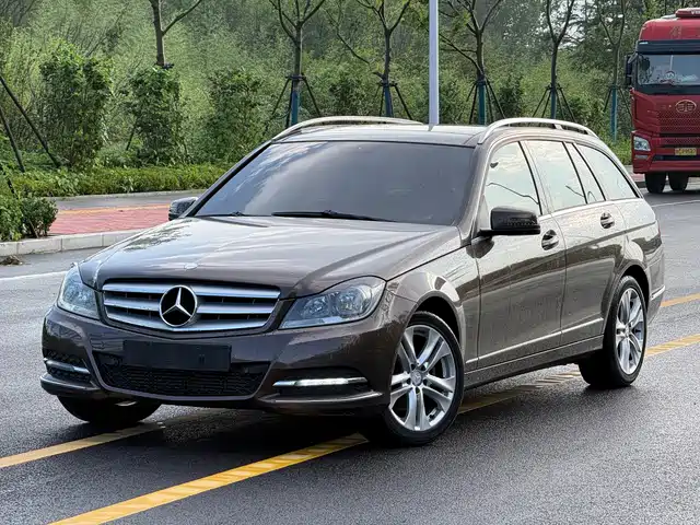 Mercedes-Benz Mercedes-Benz C-Class (Import) 2015
