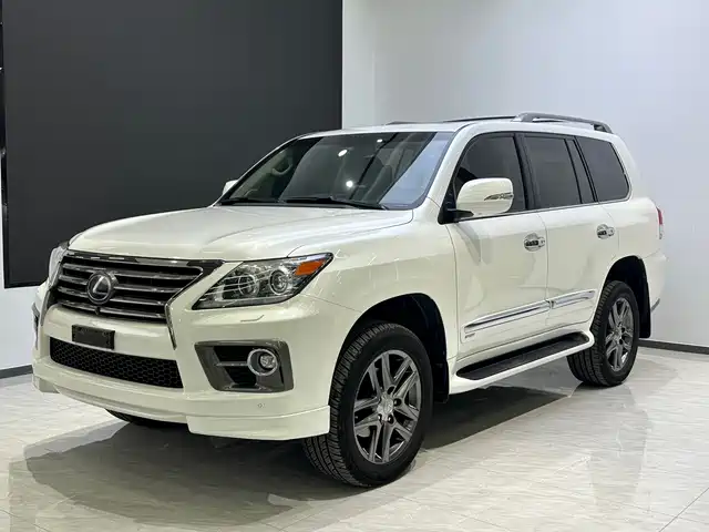Lexus Lexus LX 2015