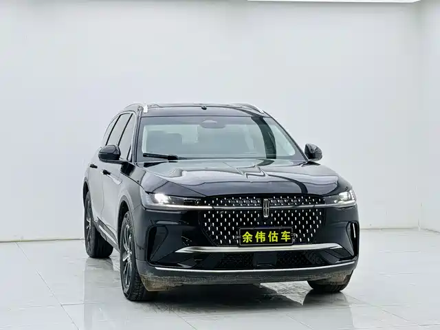 Lincoln Nautilus 2024