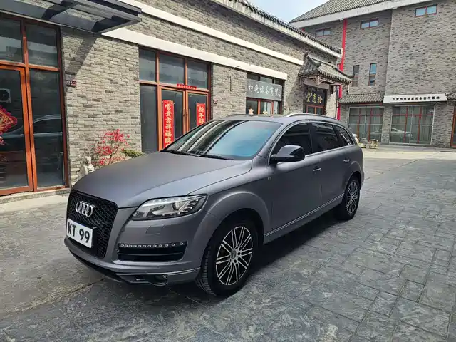 Audi Audi Q7 2011