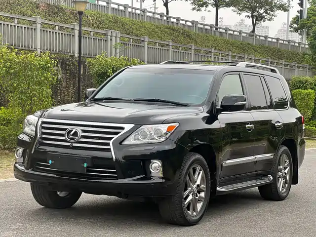 Lexus Lexus LX 2013